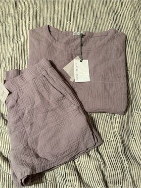 Barefoot Dreams Malibu Collection Sun Soaked Crinkle Cotton Tee & Short Set